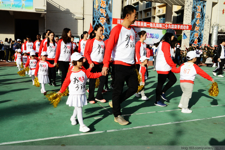 【小衣襟的幼儿园】 第一次亲子运动会 - 小鱼滋味 - 小鱼滋味