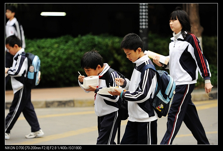 上学路上的早餐 - 小鱼滋味 - 小鱼滋味 上学路上的早餐 - 小鱼滋味 - 小鱼滋味