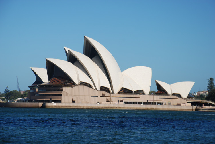 【2009春节澳洲团游】之十一 徜徉悉尼 360度感受悉尼大剧院的迷人魅力 - 小鱼滋味 - 小鱼滋味