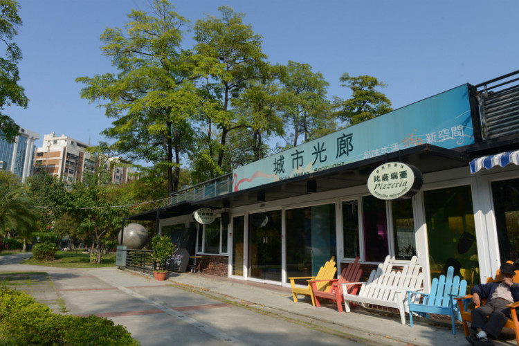 【冬季到台北来看雨】 高雄 · 免费自行车一日游 - 小鱼滋味 - 小鱼滋味 【冬季到台北来看雨】 高雄 · 免费自行车一日游 - 小鱼滋味 - 小鱼滋味