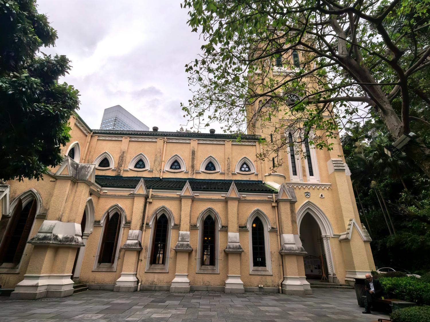 全新的香港】行走中环，圣公会圣约翰座堂、大馆、兰桂坊、文武庙– 小鱼滋味